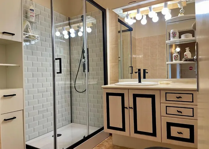 Le Vintage Des Oliviers - Vue Aude Ascenseur Et Parking Appartement